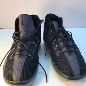 NWOT Jordan Reveal Black/Purple/Silver Sneaker 17